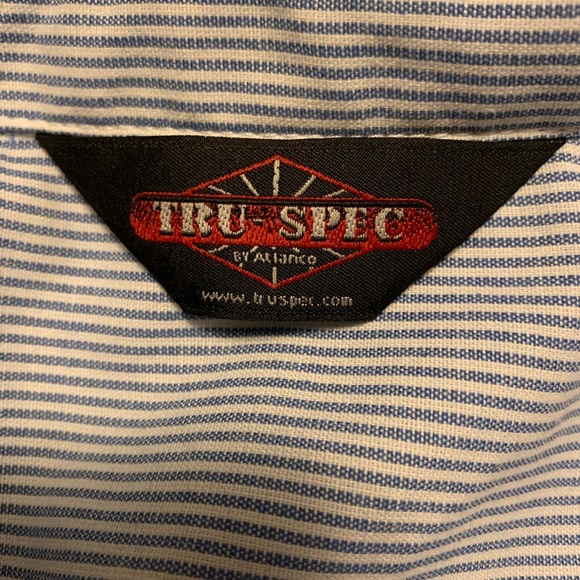 TruSpec 24/7 Concealed Design Lightweight Holster Shirt - Men’s Medium - Picture 10 of 13